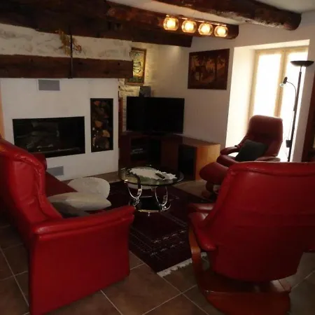 House La Tarallioune * Saint-Jean-de-Laur